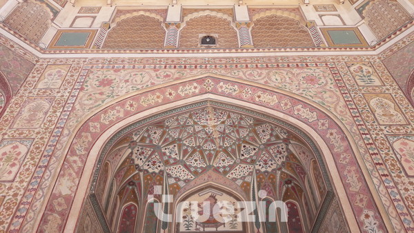 인도 아그라 포트(Agra Fort)의 아름다운 건축물