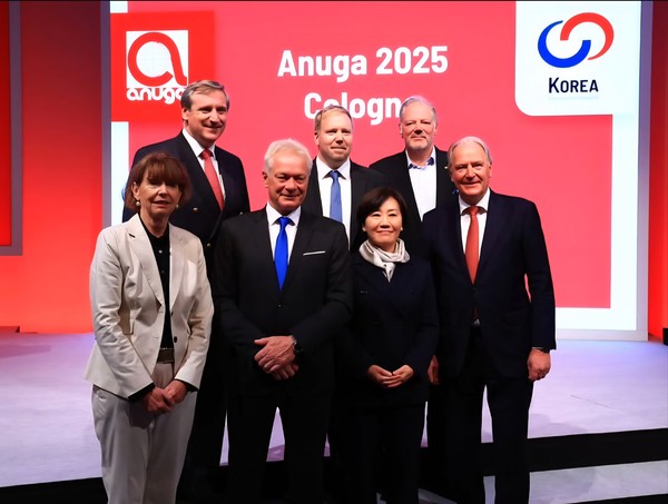 농식품부 장관_아누가 박람회 기념 사진